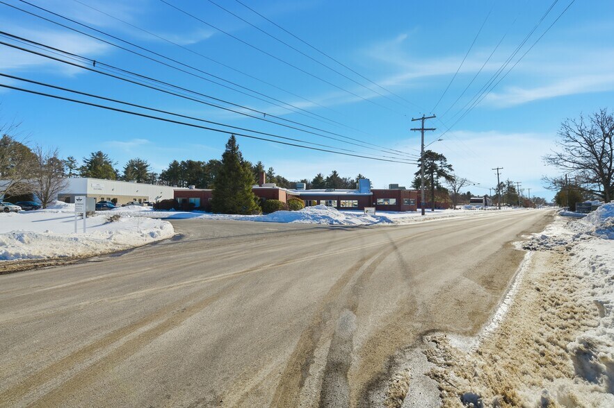 More Photos Of 109 Apremont Way, Westfield Manufacturing For Lease