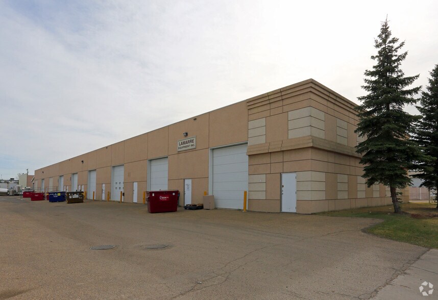 More Photos Of 9407 27 Av NW, Edmonton Light Manufacturing For Lease