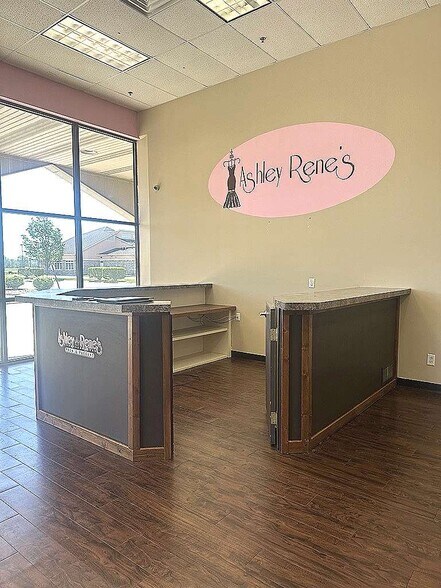 More Photos Of 655 County Road 17, Elkhart Unknown For Lease