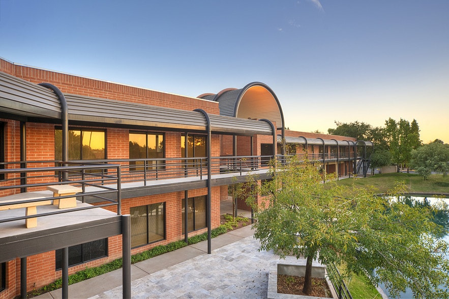 More Photos Of 2204 S Dobson Rd, Mesa Medical For Sale