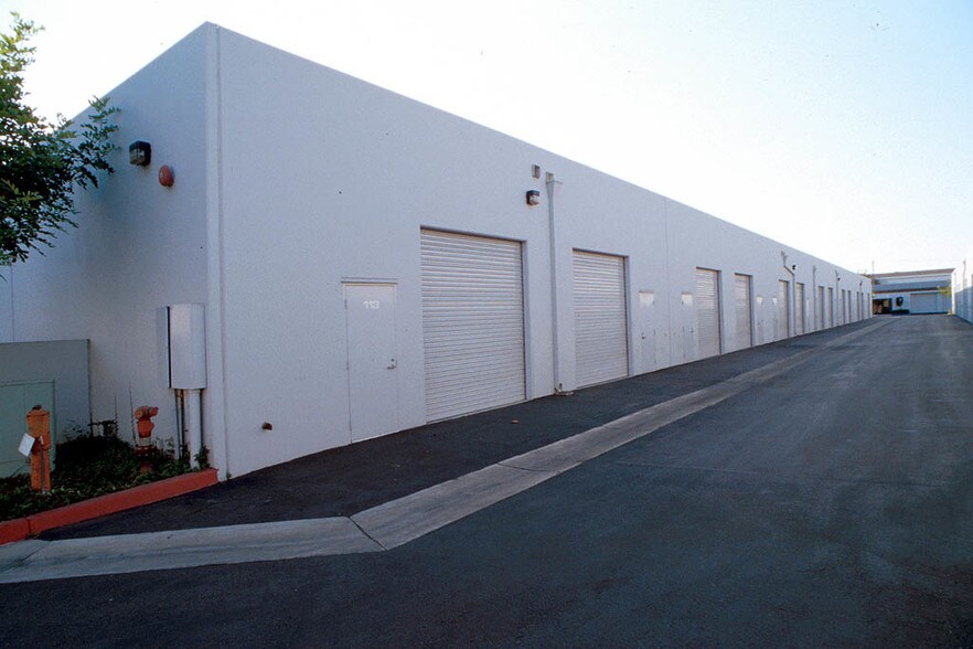 More Photos Of 17155 Von Karman Ave, Irvine Research And Development For Lease