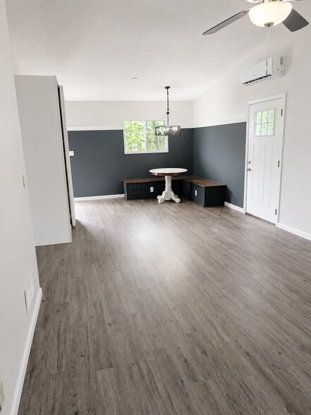 More Photos Of 802 S Jenkins Blvd, Akron Apartments For Sale