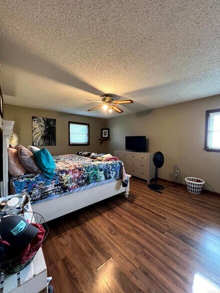 More Photos Of 418 Eastline Rd, Searcy Light Distribution For Sale