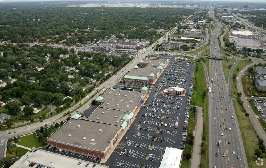 More Photos Of 700-980 W 78th St, Richfield General Retail For Lease