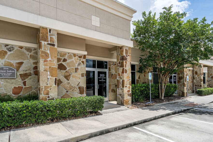 More Photos Of 20008 Champion Forest Dr, Spring Office For Sale