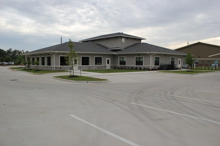 More Photos Of 13621 Will Clayton Pky, Humble Medical For Lease
