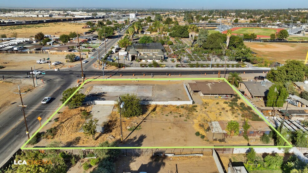 More Photos Of 301 Morning Dr, Bakersfield Land For Sale