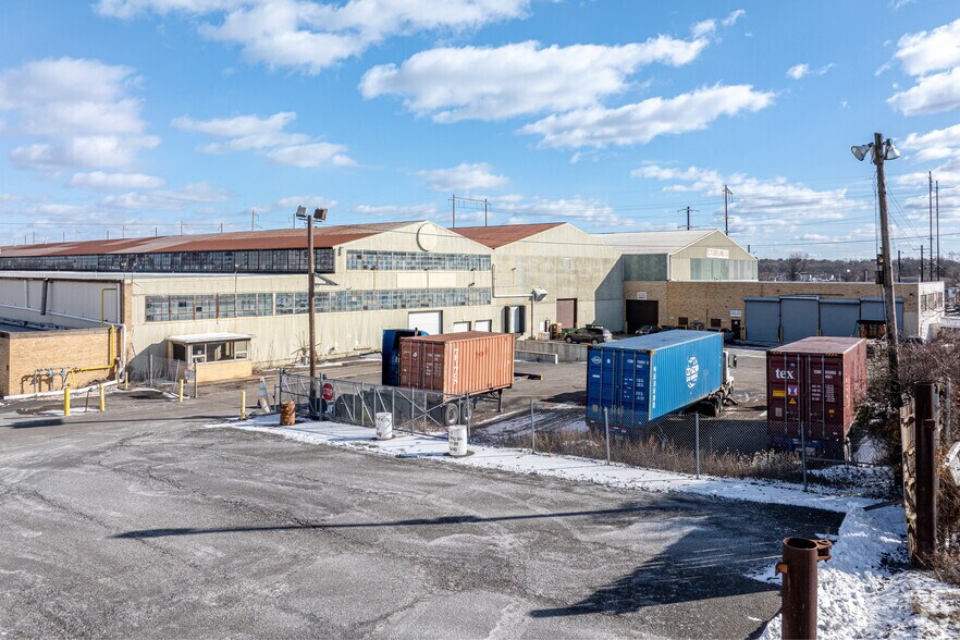 More Photos Of 502 Jersey Ave, New Brunswick Warehouse For Lease