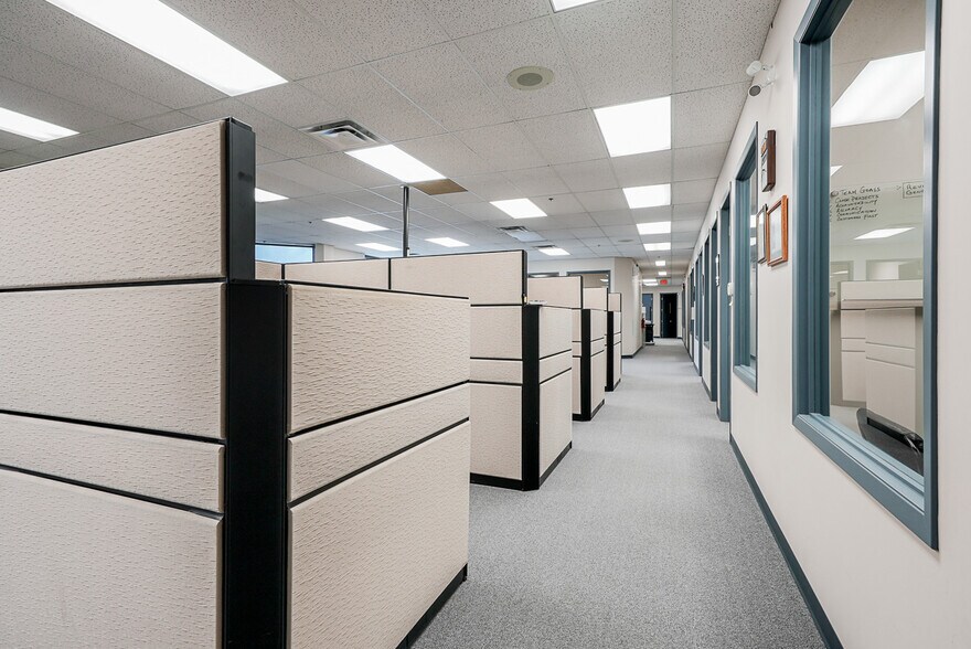 More Photos Of 766 Cliveden Pl, Delta Warehouse For Lease