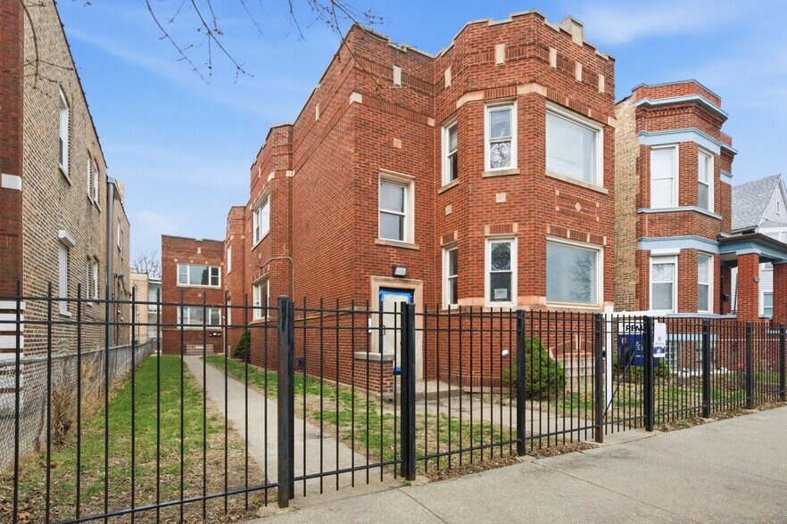 More Photos Of 7352 S Langley Ave, Chicago Apartments For Sale