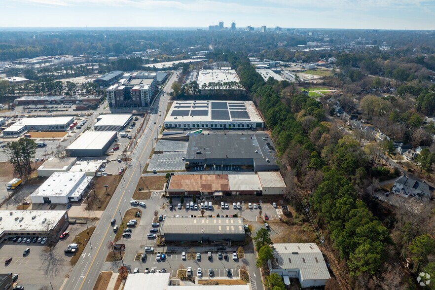 More Photos Of 2319 Atlantic Ave, Raleigh Manufacturing For Lease