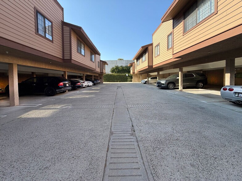 More Photos Of 314 Lincoln Ave, Glendale Apartments For Sale