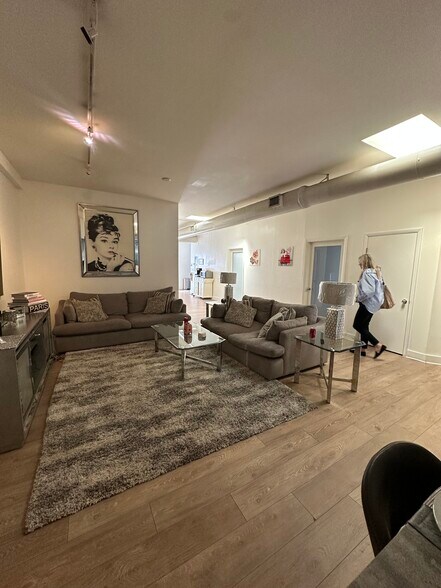 More Photos Of 3620 NE 2nd Ave, Miami Loft Creative Space For Sale