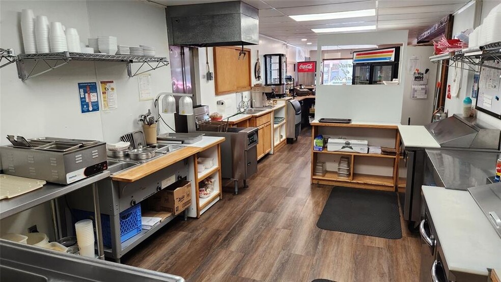 More Photos Of 5 N Central Ave, Cut Bank Restaurant For Sale