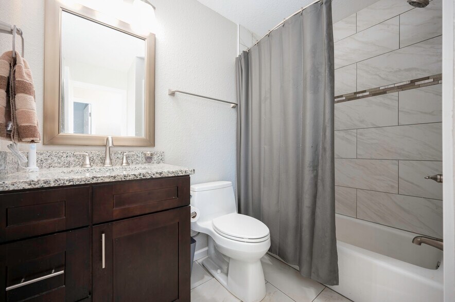 More Photos Of 105 Park St E, South Saint Paul Apartments For Sale