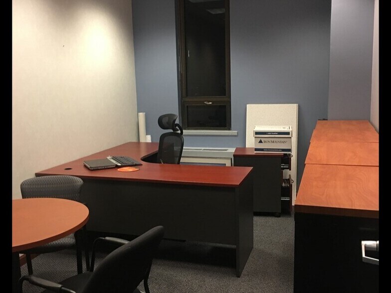 More Photos Of 1301 York Rd, Lutherville Medical For Lease