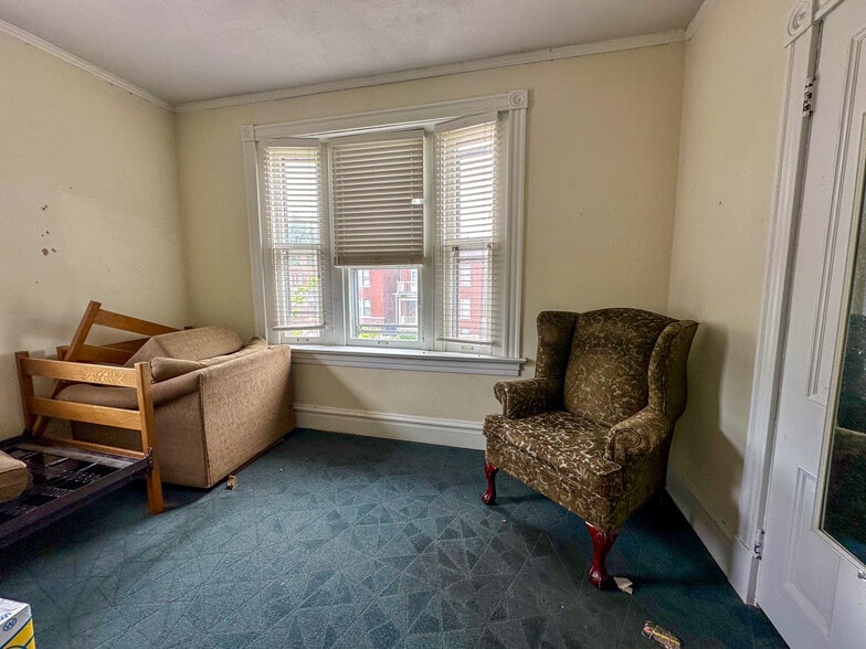 More Photos Of 3201 Itaska St, Saint Louis Specialty For Sale