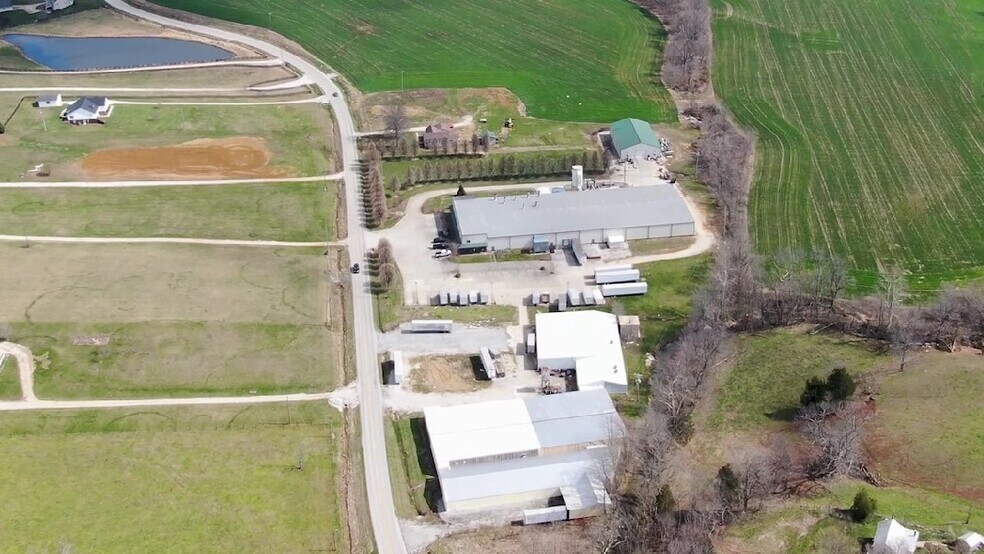 Primary Photo Of 4150 L&N Turnpike rd, Hodgenville Manufacturing For Sale