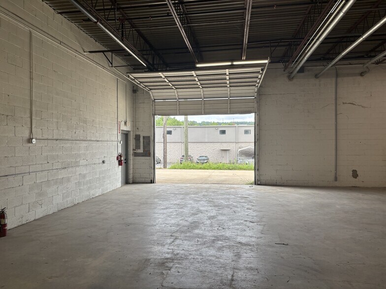 More Photos Of 101 25th St S, Birmingham Warehouse For Lease