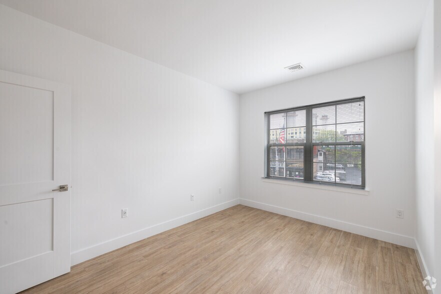 More Photos Of 1 N Main St, Port Chester Apartments For Lease