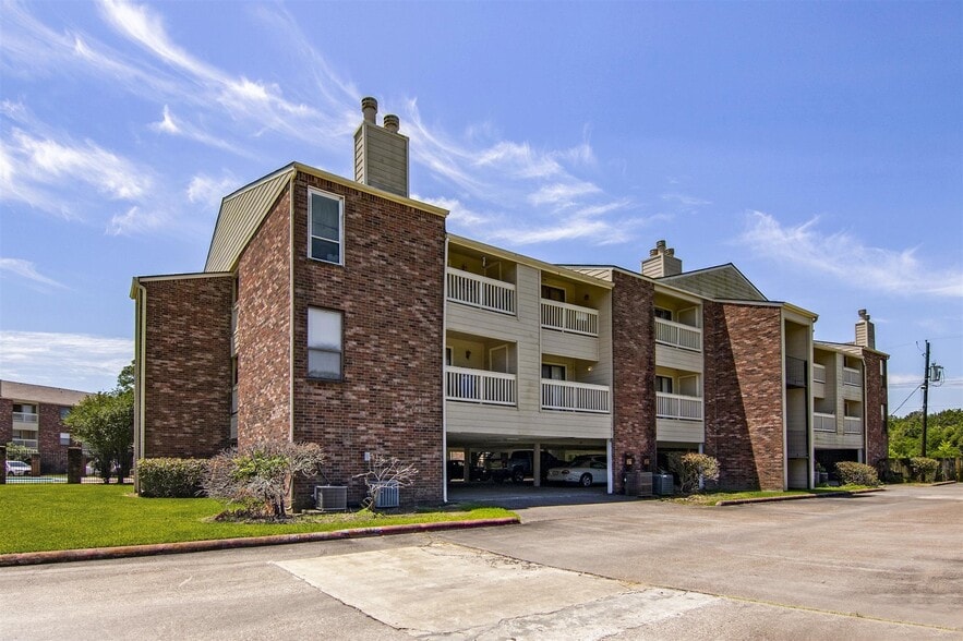 Primary Photo Of , Dickinson Multifamily For Sale