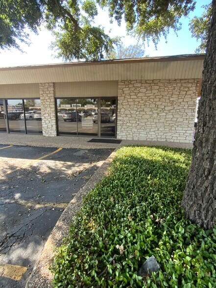 Primary Photo Of 1214 S 31st St, Temple Office For Lease