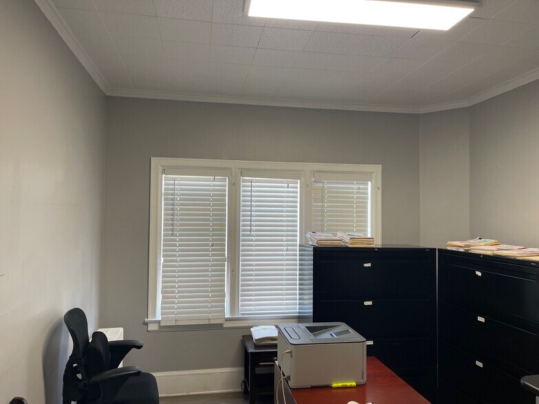 More Photos Of 370 Grand Ave, Oakland Office Residential For Lease