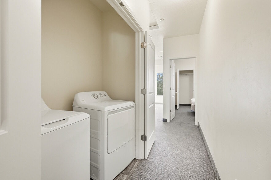 More Photos Of 119 N 800 W, Cedar City Apartments For Sale