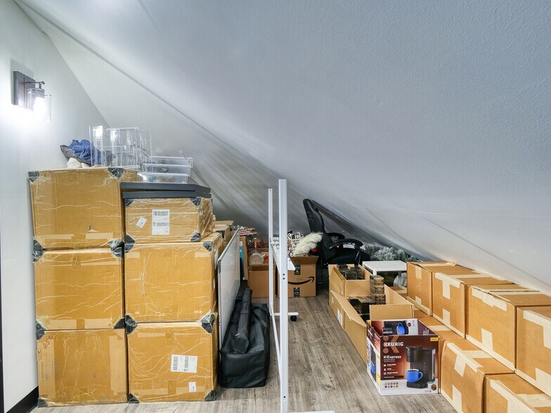 More Photos Of 10850 Pearl Rd, Strongsville Office For Sale