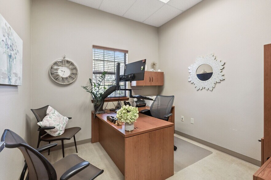 More Photos Of , Longwood Office For Sale