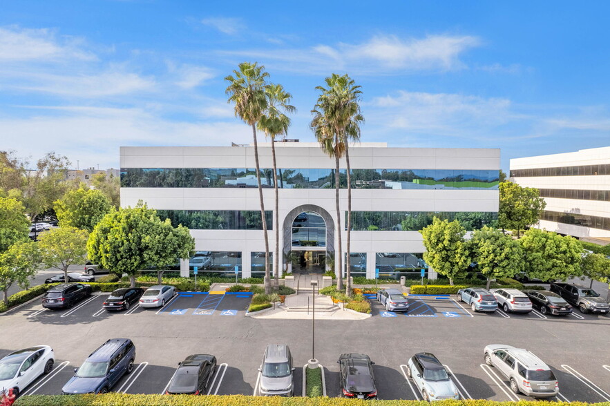 More Photos Of 10 Corporate Park, Irvine Office For Lease