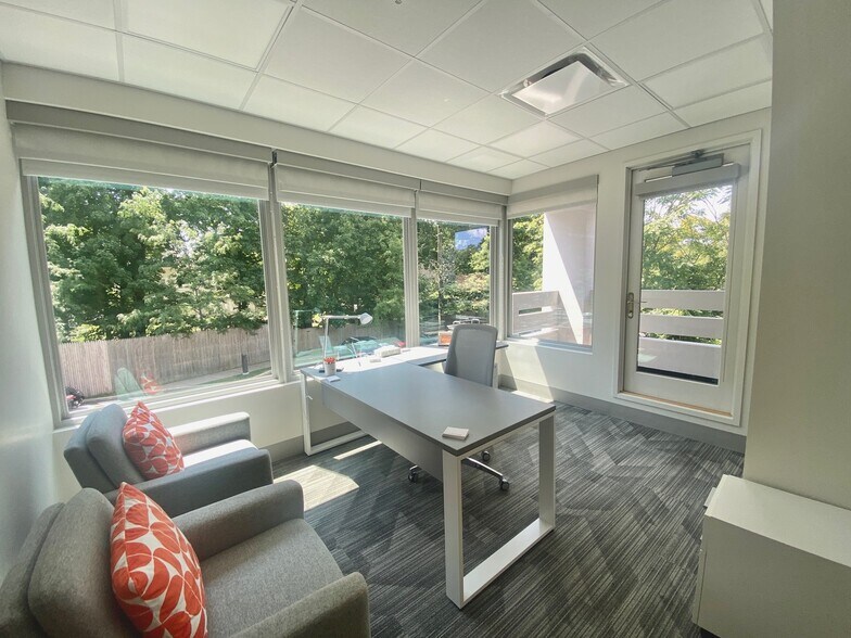 More Photos Of 500 Post Rd E, Westport Coworking Space