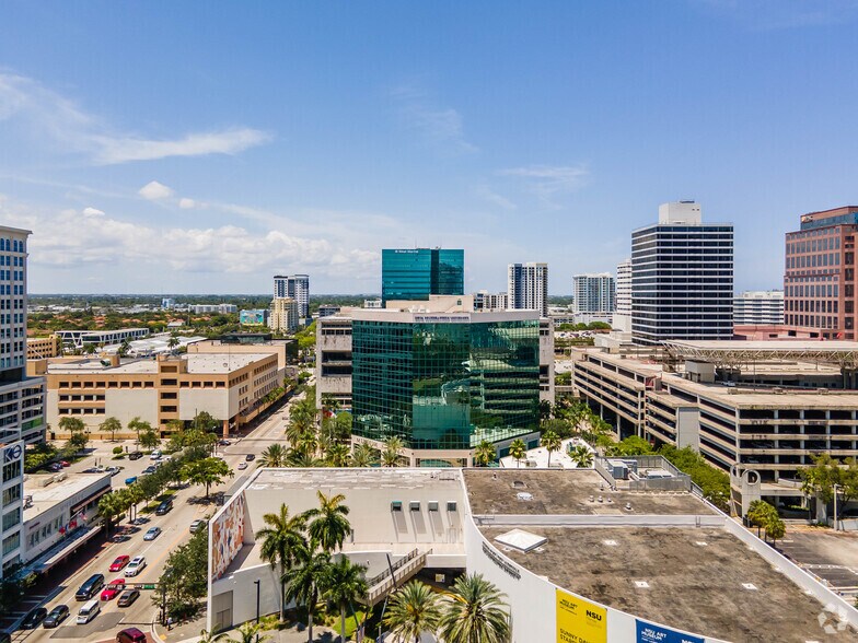 More Photos Of 200 S Andrews Ave, Fort Lauderdale Medical For Lease