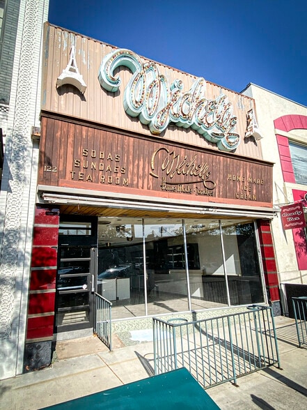 More Photos Of 122 N Tejon St, Colorado Springs Restaurant For Lease