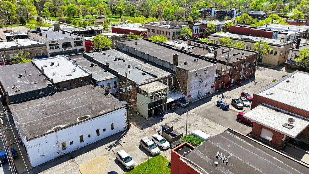 More Photos Of 215 N Michigan St, Plymouth Storefront For Sale