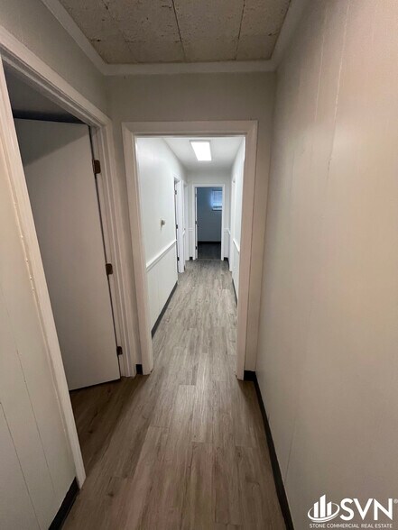 More Photos Of 2134 Nicholasville Rd, Lexington Medical For Sale