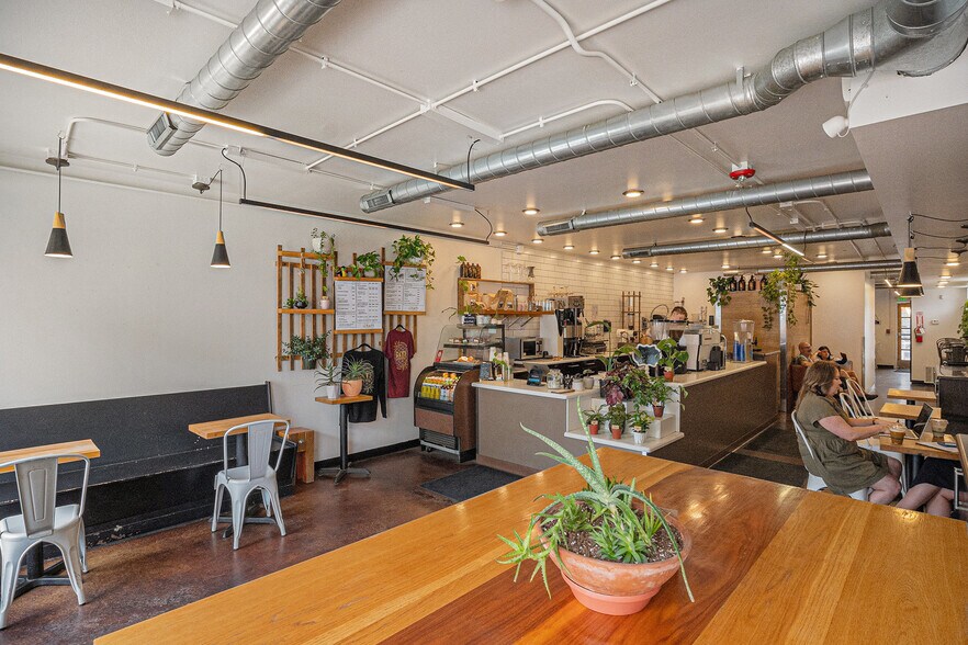 More Photos Of 5218-5220 W 25th Ave, Edgewater Apartments For Sale