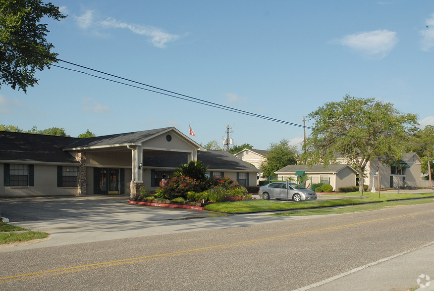 Primary Photo Of 5128 Pine Ave, Pasadena Assisted Living For Sale