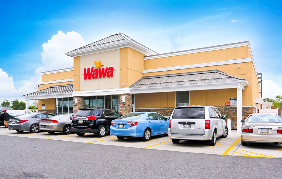 More Photos Of 3901 Aramingo Ave, Philadelphia Convenience Store For Sale