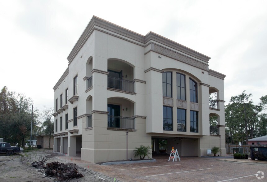 More Photos Of 862-868 102nd Ave N, Naples Office For Sale