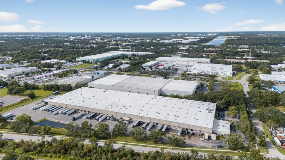 Primary Photo Of 3102 Queen Palm Dr, Tampa Warehouse For Lease