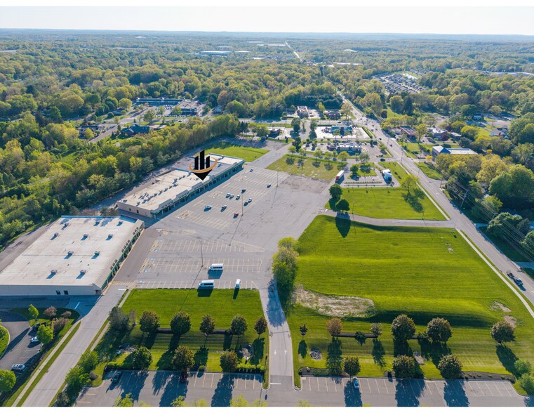 More Photos Of 1594 Norton Rd, Stow Unknown For Lease