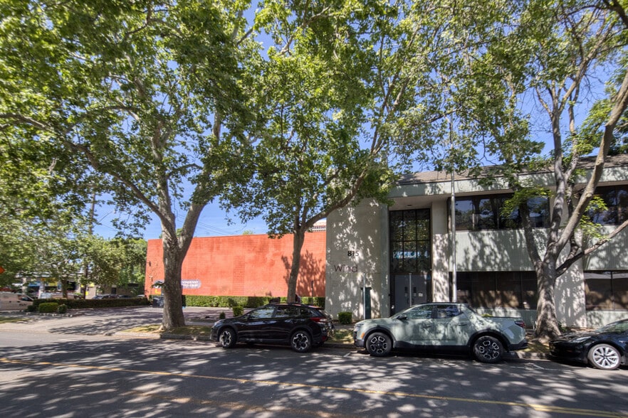 More Photos Of 815 S St, Sacramento Office For Sale