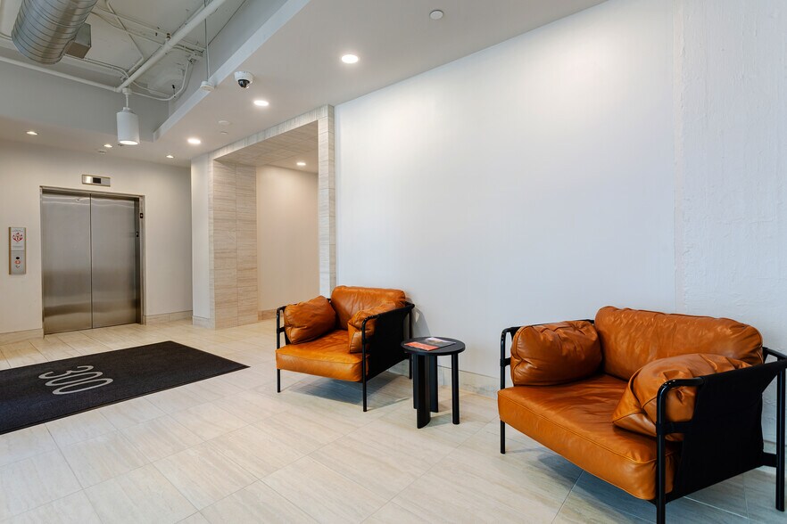 More Photos Of 300 2nd Ave S, Nashville Office For Sale