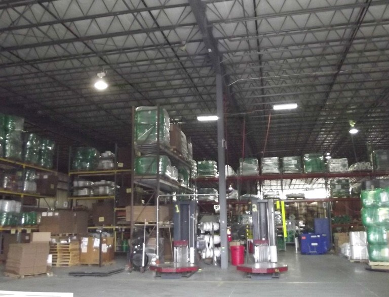 More Photos Of 20004 O'Brien Rd, Groveland Warehouse For Sale