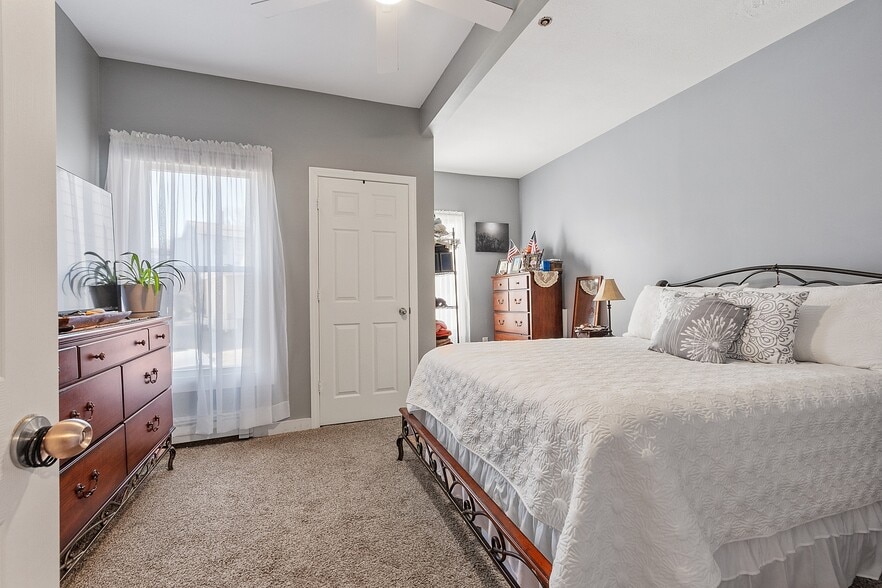 More Photos Of 122 Laurel St, Fitchburg Multifamily For Sale