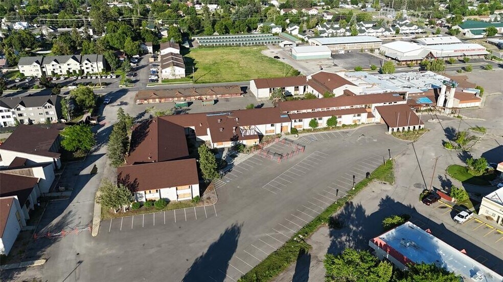 More Photos Of 1701 Hwy 93 S, Kalispell Hotel For Sale