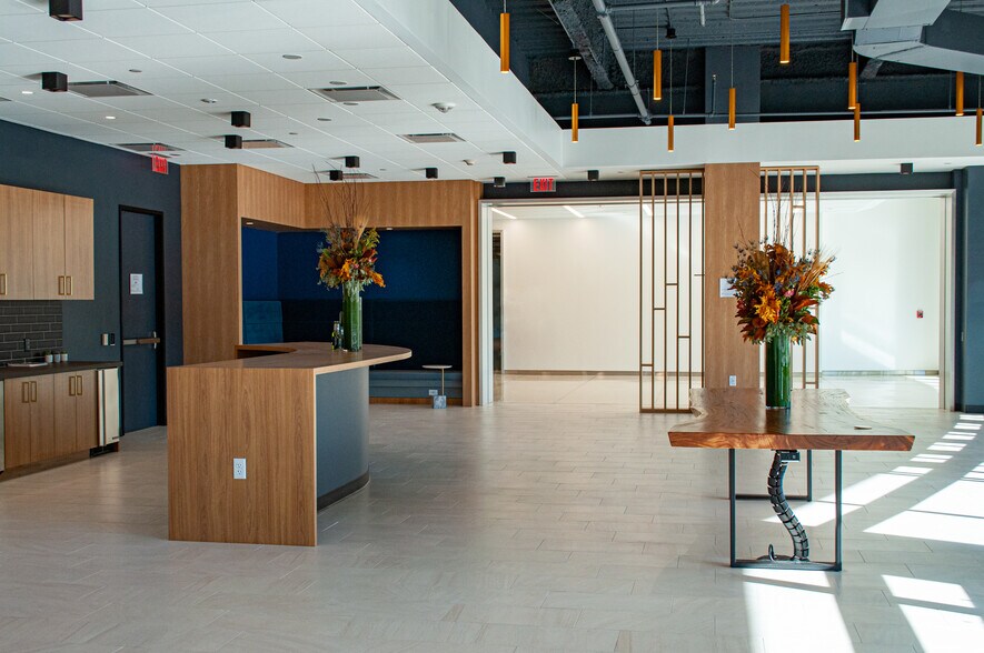 More Photos Of 12120 Sunrise Valley Dr, Reston Office For Lease