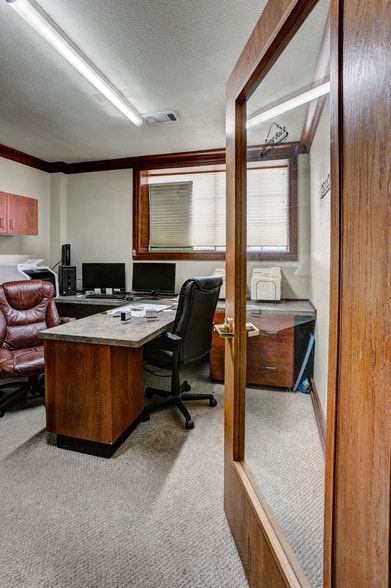 More Photos Of 309 S Link Ln, Fort Collins Unknown For Lease