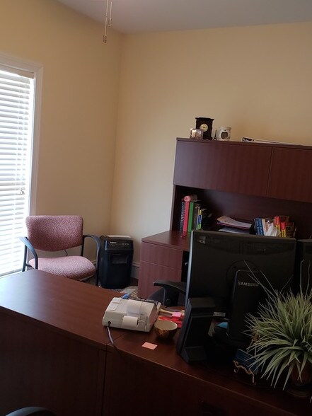 More Photos Of 3950 Cobb Pky NW, Acworth Office For Lease
